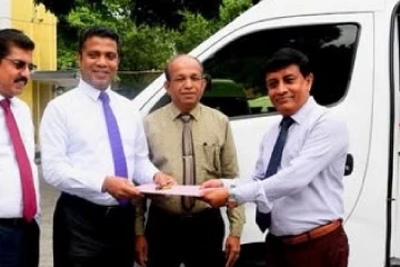 සියලු සැප අතාරින ජනපති.. ගිලන් රථයත් ජනතාවට පුදයි