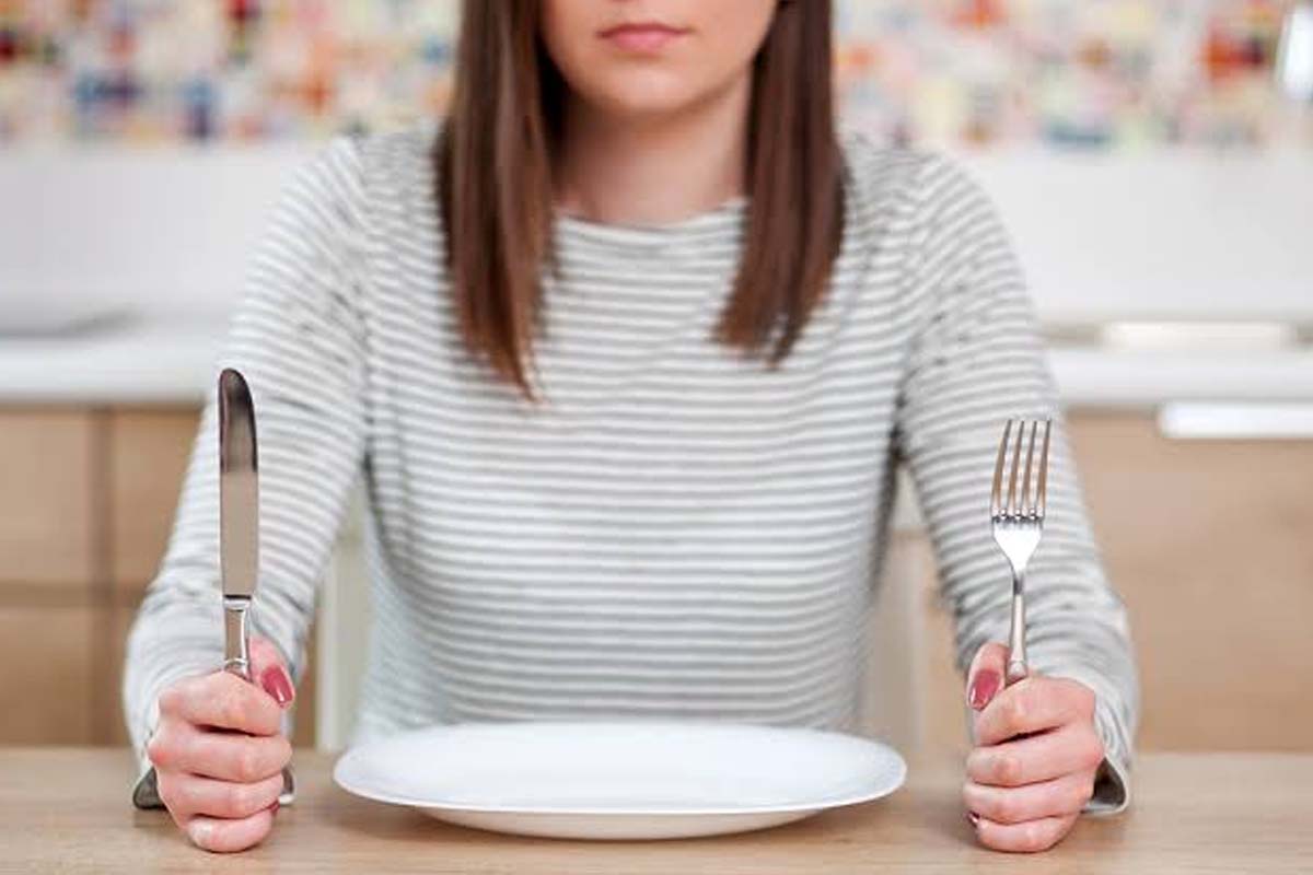புற்றுநோய் வராமல் தடுக்க அன்றாடம் செய்ய வேண்டியது என்ன? | Doctor Suggests Tips To Prevent Cancer