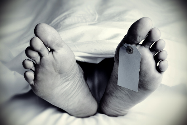 மண்வெட்டியால் மனைவியை அடித்துக் கொன்ற கணவன் | Husband Beat His Wife To Death With A Shovel