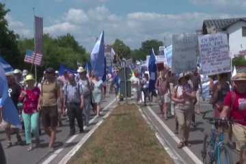 அமெரிக்க ராணுவத்தை நாட்டை விட்டு வெளியேற கோரி ஜேர்மனியர்கள் போராட்டம்