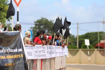 சர்வதேச மனித உரிமை தினத்தினை முன்னிட்டு நாடளாவிய ரீதியில் போராட்டம் (Photos)