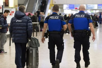 சுவிட்சர்லாந்திலிருந்து இலங்கையைச் சேர்ந்த 6 பெண்கள் உட்பட 16 பேர் நாடுகடத்தப்பட்டுள்ளனர்