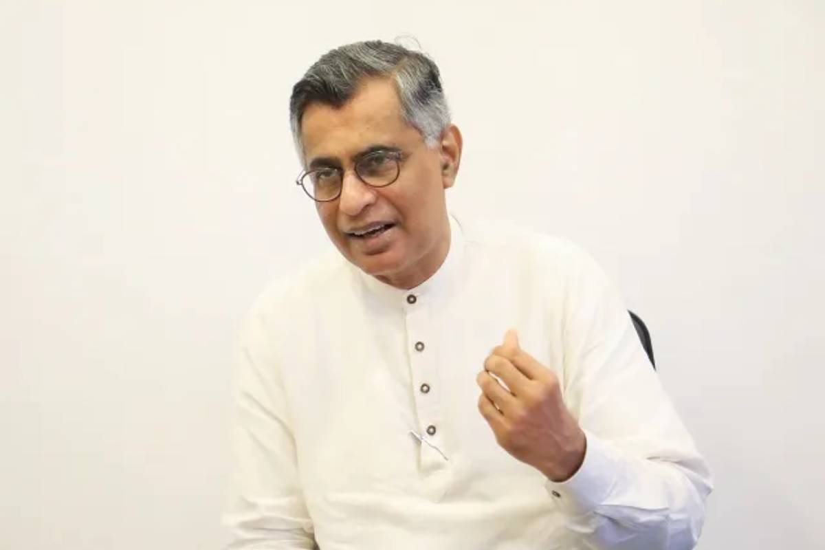 விடுதலைப் புலிகளின் அடுத்த தலைவராக தன்னை நினைத்த கே.பிக்கு கடும் பாதுகாப்பு! தென்னிலங்கையில் இருந்து கேள்வி | Kp Declares Himself The Next Leader Of Ltte