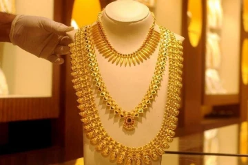 உக்ரைன்-ரஷ்யா போர் பதற்றம்! ராக்கெட் வேகத்தில் கிடுகிடுவென உயர்ந்த தங்கம் விலை.. ஷாக்கில் இல்லத்தரசிகள்