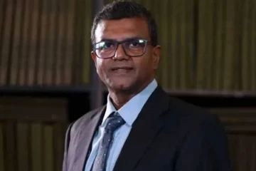 හර්ෂණ සූරියප්පෙරුම අද COPF කමිටුව හමුවට