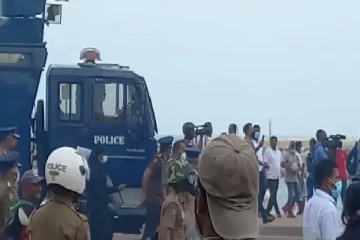 மஹிந்த ஆதரவாளர்களின் வெறியாட்டம்:  களத்தில் இறங்கிய அநுர, சஜித்!