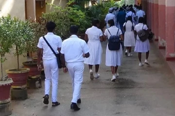 හෙට සිට පාසල් පටන් ගනී- සිසුන් වෙනුවෙන් ‘සිසු සැරිය’ ඇතුළු බස් රථ සේවාවලත් විශේෂ වෙනසක්