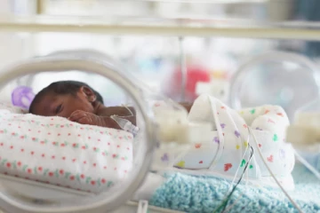 இலங்கையில் கொரோனா தொற்றுடன் பிறந்துள்ள குழந்தைகள் தொடர்பில் வெளியான தகவல்