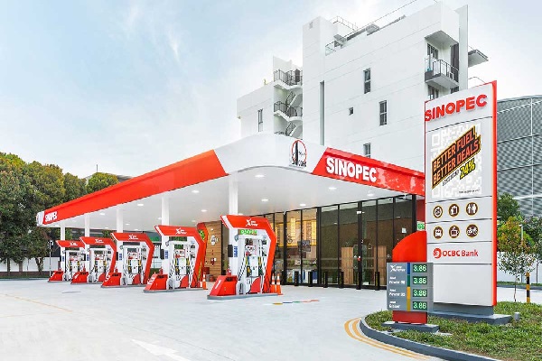 இந்திய நிறுவனங்கள் வசமாகும் இலங்கையின் 450 எரிபொருள் நிலையங்கள் | Cipetco Sells 450 Filling Stations இந்திய நிறுவனங்கள் வசமாகும் இலங்கையின் 450 எரிபொருள் நிலையங்கள் | Cipetco Sells 450 Filling Stations