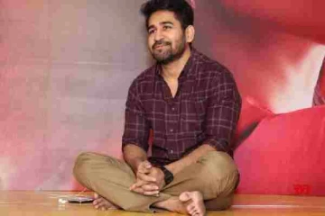 செருப்பு இல்லாமல் நடப்பதால் அப்படி ஆகிறது, எனவே தான் காலணி அணிவது இல்லை- விஜய் ஆண்டனி