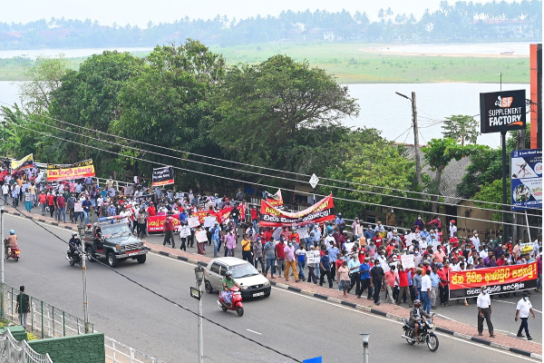 அரசாங்கத்திற்கு எதிராக நுகேகொடையில் களமிறங்குகிறது ஜே.வி.பி - ஐபிசி தமிழ்