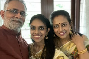 கருப்பையில் ஏற்பட்ட பிரச்சனை.. லட்சுமி ராமகிருஷ்ணன் மகளுக்கு இப்படியொரு பாதிப்பு..