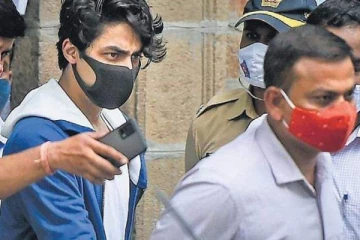 ஆர்யன் கானுக்கு ஜாமீன் வழங்கி உத்தரவிட்டது மும்பை உயர் நீதிமன்றம்