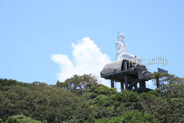 மலைகளில் இடம்பிடிக்க நிர்ப்பந்திக்கப்படும் புத்தர் | Buddha Is Forced To Live In The Mountains