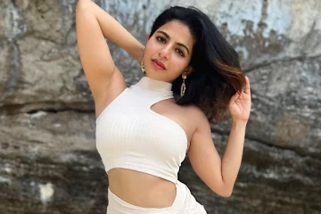 ஐஸ்வர்யா மேனன் கிளாமர் போட்டோஷூட்