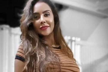 வெறும் டவல் தான்? முகம் சுளிக்க வைத்த 30 வயதான நடிகை ஸ்ரீரெட்டியின் வீடியோ..