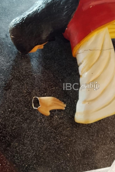 கிறிஸ்தவ தேவாலயத்தில் அடாவடி: கைதானவர்களுக்கு நீதிமன்றம் பிறப்பித்த உத்தரவு | 8 Remanded For Drunken Vandalism At Jaffna Church