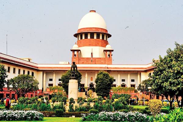 பில்கிஸ் பானு பாலியல் வன்கொடுமை வழக்கு - மத்திய அரசுக்கு உச்சநீதிமன்றம் நோட்டீஸ் | Bilkis Banu Case Supreme Court Notice