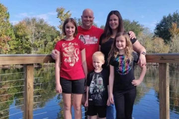 அமெரிக்காவில் வீடொன்றில் உயிரிழந்து கிடந்த 3 குழந்தைகள் உட்பட 5 பேர்!