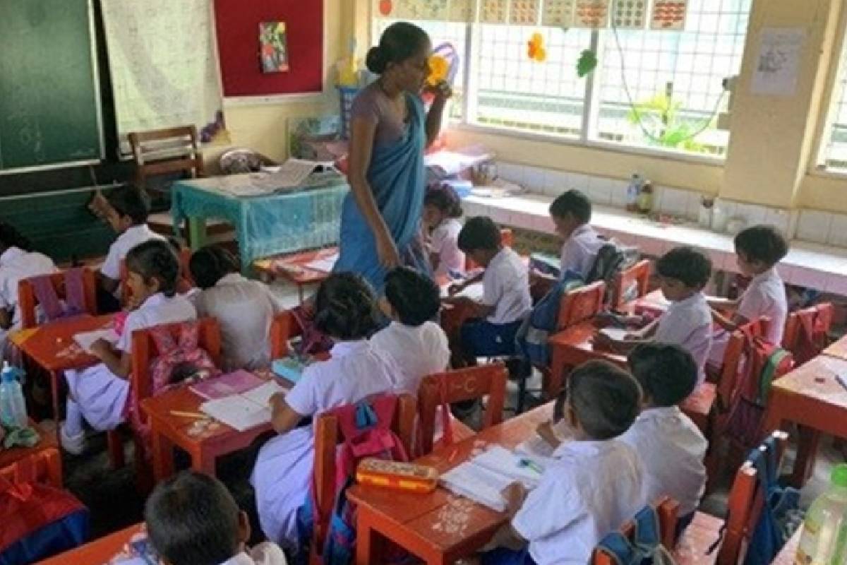 எமது ஆட்சியில்தான் அரச ஊழியர்களுக்கு சம்பள உயர்வு கிடைத்தது! கடற்றொழில் அமைச்சர் பெருமிதம் | Govt Workers Pay Hikes R Npp Fisheries Minister
