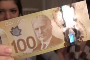 கனடாவில் இருந்து யாழ் இளைஞருக்கு வந்த   3,001 கோடி ரூபா;  விடாது துரத்தும் மர்ம நபர்கள்!