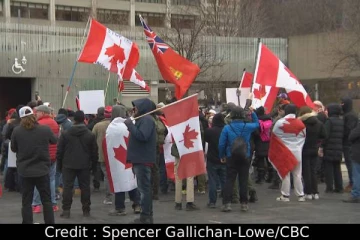 ரொரன்றோவில் புலம்பெயர்தலுக்கு எதிராக நடந்த பேரணியில் கலவரம்