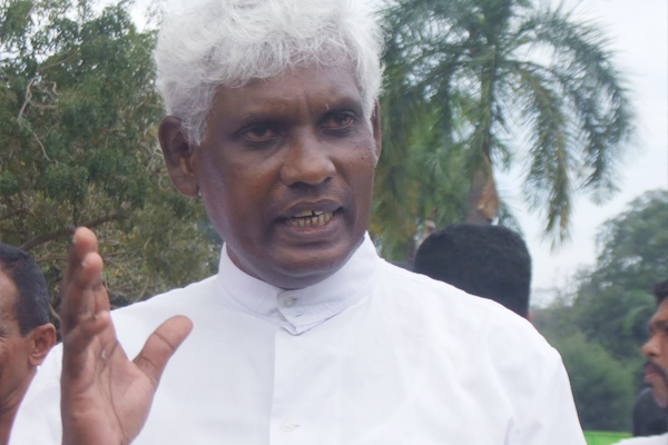 பேரினவாத முயற்சிகளை உடனே தடுத்து நிறுத்த வேண்டும் - அருட்தந்தை மா.சக்திவேல் | Attempts Chauvinism Stopped Immediately Satthivel