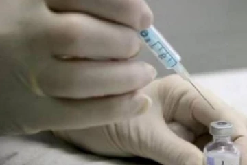 தமிழகத்தில் 45 வயதுக்கு அதிகமான அலுவலர்களுக்கு தடுப்பூசி கட்டாயம் - முதல்வர் எடப்பாடி பழனிசாமி