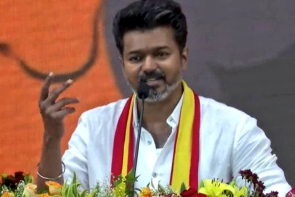 நடிகர் விஜய் பிரபல அரசியல்வாதியா.....! அநுரவின் அவசர வரலாற்று விஜயத்தின் பின்னணி என்ன...! | Indian Politician Actor Vijay S Plan On Sri Lanka