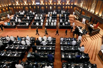 மே 17 வரை நாடாளுமன்ற அமர்வுகள் ஒத்திவைப்பு