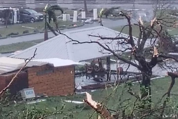 பிரான்ஸின் Mayotte ஐ புரட்டிப் போட்ட புயல்; பலர் உயிரிழந்திருக்கலாம் என அச்சம்