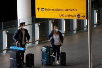 சிவப்பு பட்டியல் நாடுகளில் இருந்து பிரித்தானியா திரும்பினால் விதிமுறைகள் என்ன? முழு விபரம்