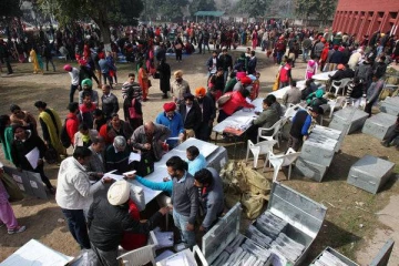 பாகிஸ்தானில் அதிர்ச்சியளிக்கும் வேலையற்ற இளைஞர்களின் சதவீதம்