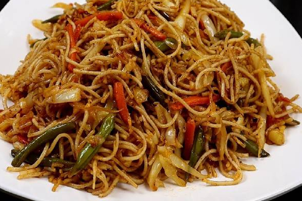 நூடுல்ஸை அதிகளவு உண்பதால் ஏற்படுக்கூடிய விளைவு! | The Effect Of Eating Too Much Noodles