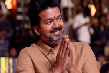 கட்சியின் பெயரை அதிகாரப்பூர்வமாக அறிவித்தார் நடிகர் விஜய்!