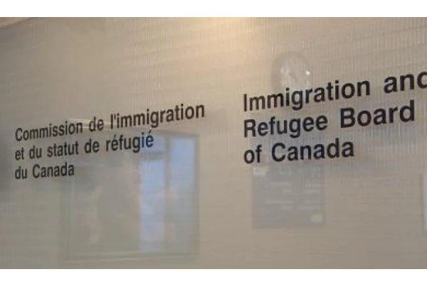 கனடாவில் தொடர்ந்து மாயமாகும் பாகிஸ்தான் அரசின் விமான ஊழியர்கள் - என்ன காரணம்? | Why Pakistan Flight Attendant Missing In Canada