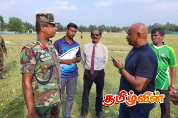 கிளிநொச்சி மத்திய கல்லூரி மைதானத்திற்கு விஜயம் மேற்கொண்ட சனத் ஜெயசூரிய