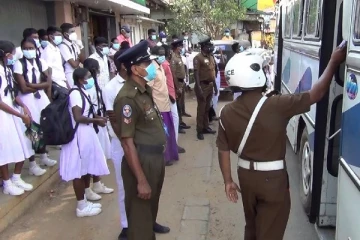 நோர்வூட் நகர் உள்ளிட்ட இடங்கள் நோர்வூட் பொலிஸாரால் திடீர் சோதனை