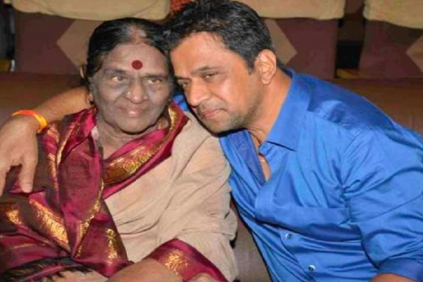 நடிகர் அர்ஜுனின் தாயார் திடீர் மரணம்! சோகத்தில் குடும்பம் | Arjun Sarja Mother Lakshmi Devi Passes Away