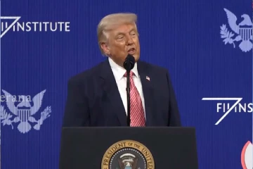 හෝමූස් දැන් ට්‍රම්ප් සමුද්‍ර සන්ධියයි - ට්‍රම්ප්ගේ නව නම්කිරීම