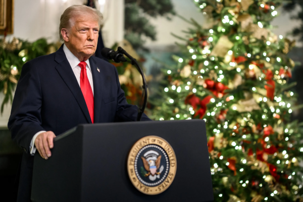 29 நாடுகளின் தூதர்களை திரும்ப அழைக்கும் டிரம்ப்; காரணம் என்ன? | Mp Recalls Ambassadors From 29 Countries