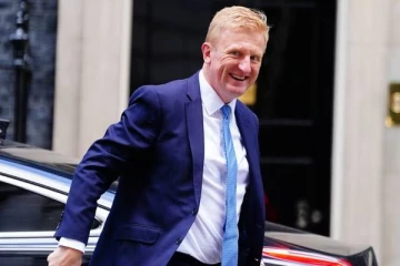 பிரித்தானியாவின் புதிய பிரதிப் பிரதமராக புதியவர் தெரிவு!