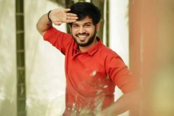 குக் வித் கோமாளி ஒரு நாள் எபிசோடு தொகுத்து வழங்க ரக்ஷ்ன் வாங்கும் சம்பளம் எவ்வளவு தெரியுமா?