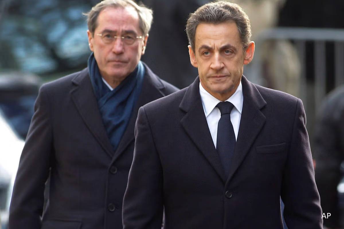 ஊழல் வழக்கு... பிரான்ஸ் முன்னாள் ஜனாதிபதிக்கு புதிய சிக்கல் | France Ex Minister Truns Against Sarkozy In Court
