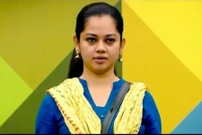 கண்ணீரில் அனிதா! ஆறுதல் சொல்ல வீட்டுக்கு சென்ற பிக்பாஸ் பிரபலங்கள்! அப்பாவை இழந்த சோகம்!