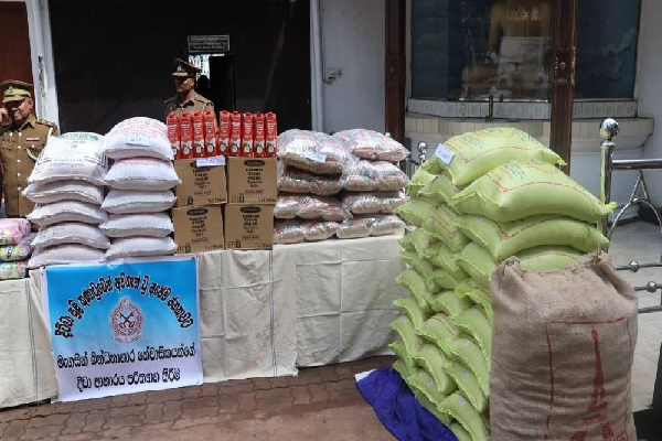 மகசின் சிறைக்கைதிகளின் மனிதாபிமானம் | Magazine Inmates Donate Lunch To Flood Affected மகசின் சிறைக்கைதிகளின் மனிதாபிமானம் | Magazine Inmates Donate Lunch To Flood Affected