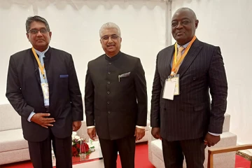 உகண்டா பாதுகாப்பு அமைச்சரை சந்தித்த வடமாகாண ஆளுநர்