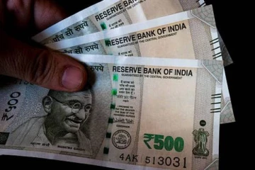 புழக்கத்தில் 500 ரூபாய் நோட்டு - மத்திய அரசு பகீர் எச்சரிக்கை