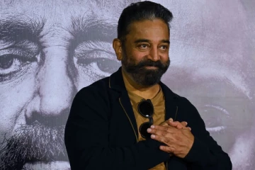 தமிழ் சினிமா பார்க்காத இரண்டு பிரம்மாண்ட சாதனைகள் ! நடிகர் கமலால் மட்டுமே சாத்தியம்..