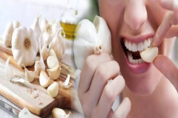 கோடை காலத்தில் அதிகமா பூண்டு சாப்பிடாதீங்க... இந்த ஆபத்து நிச்சயம்